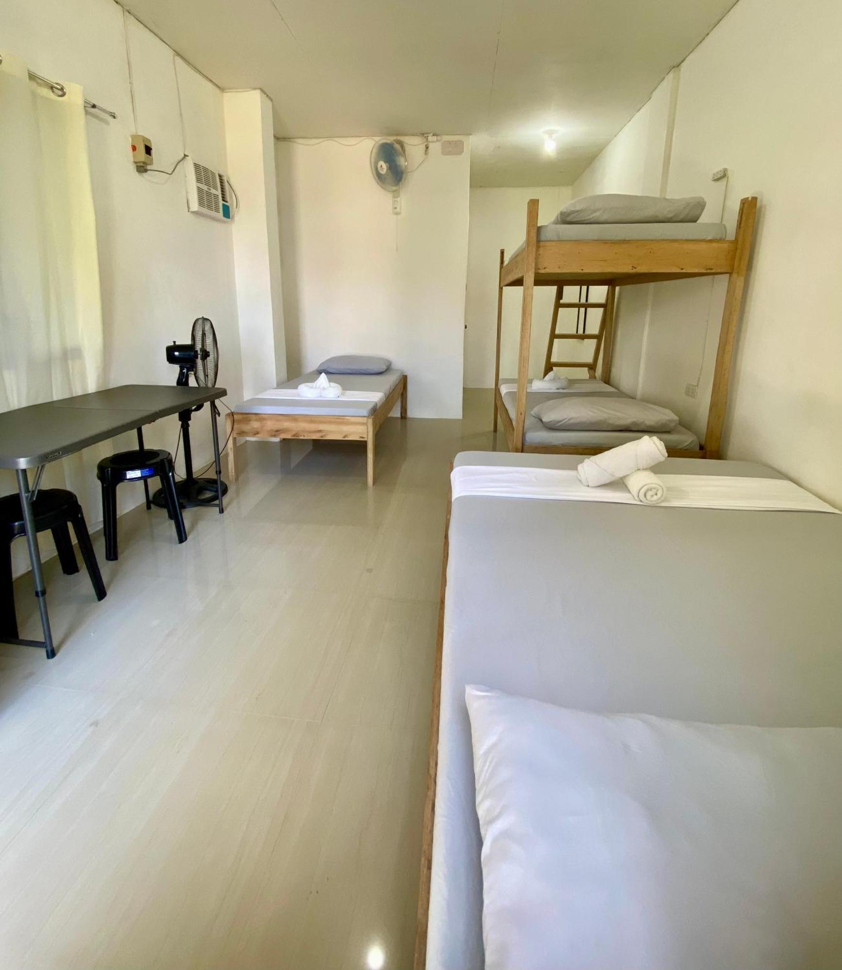 RedDot Guest House General Luna  Extérieur photo