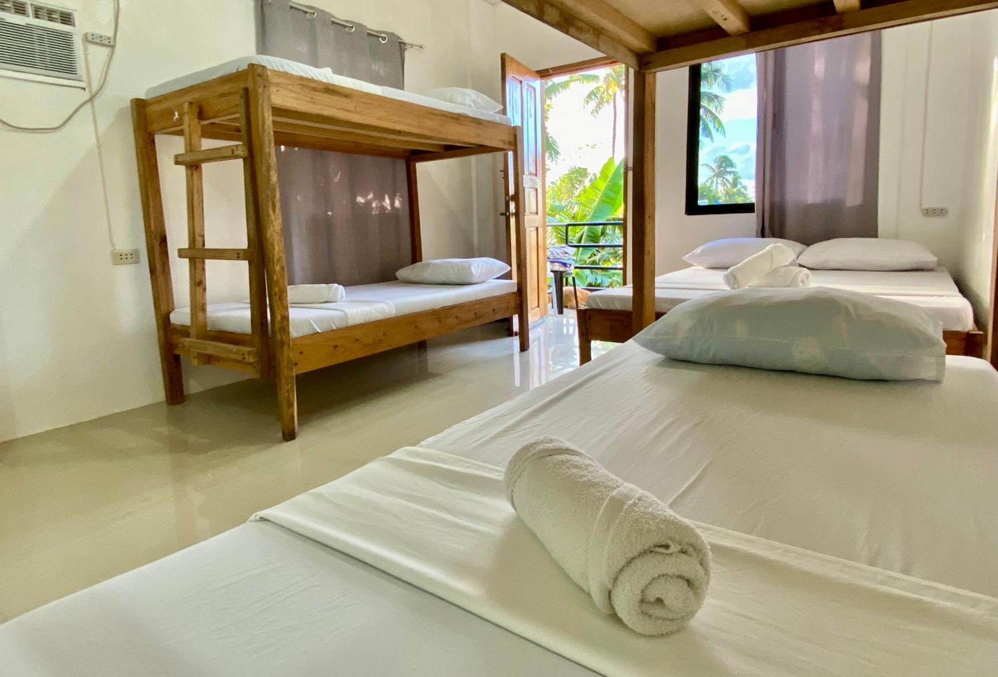 RedDot Guest House General Luna  Extérieur photo