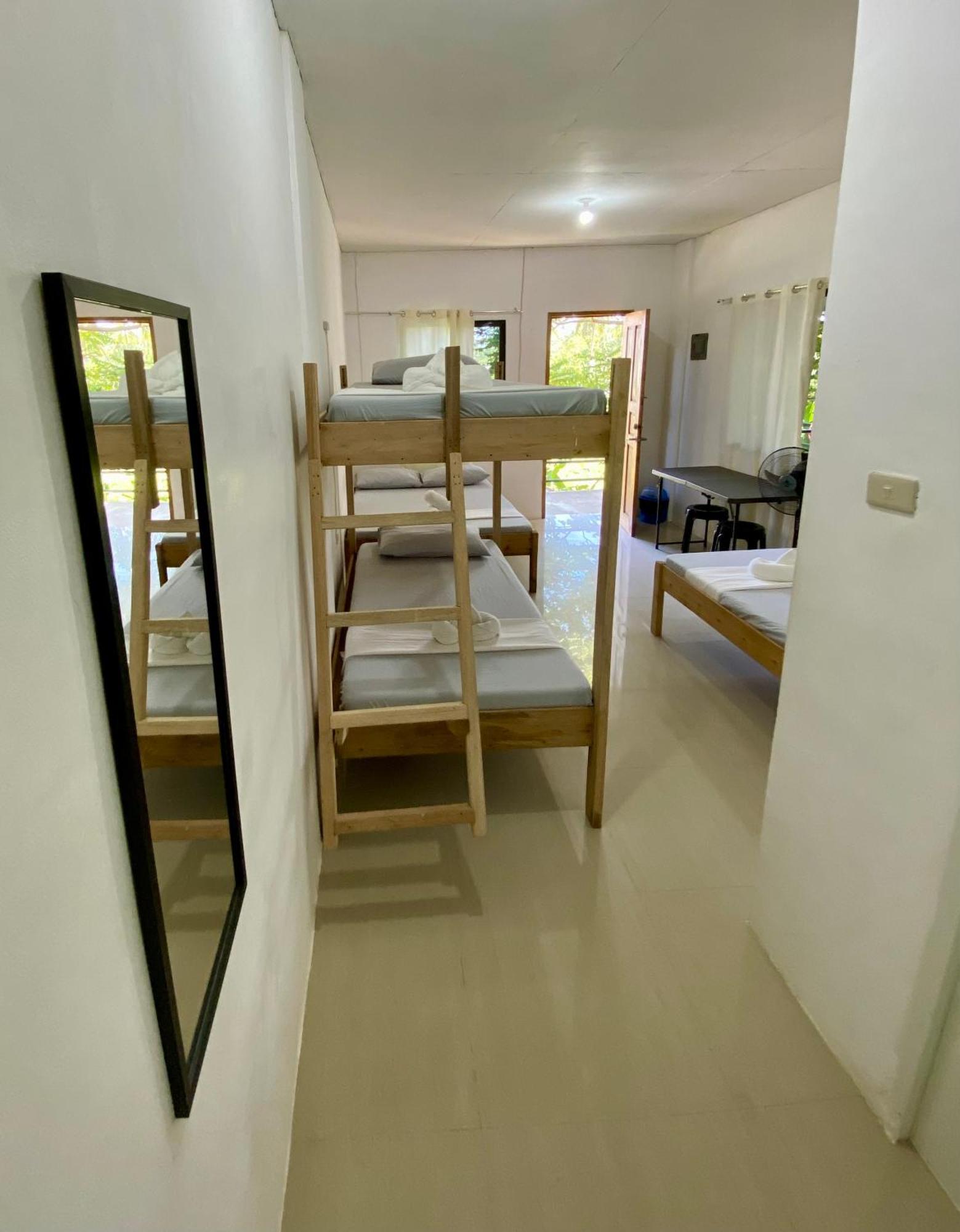 RedDot Guest House General Luna  Extérieur photo